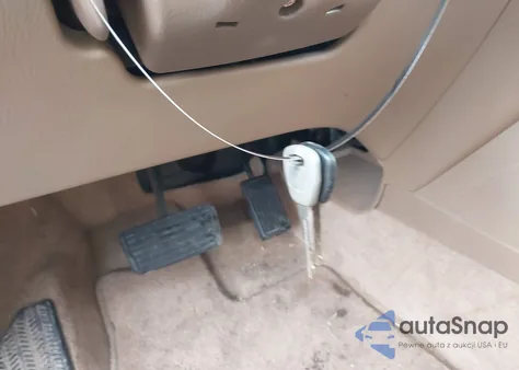 2005 Acura Mdx z USA, uszkodzony, nr VIN 2HNYD18935H512252